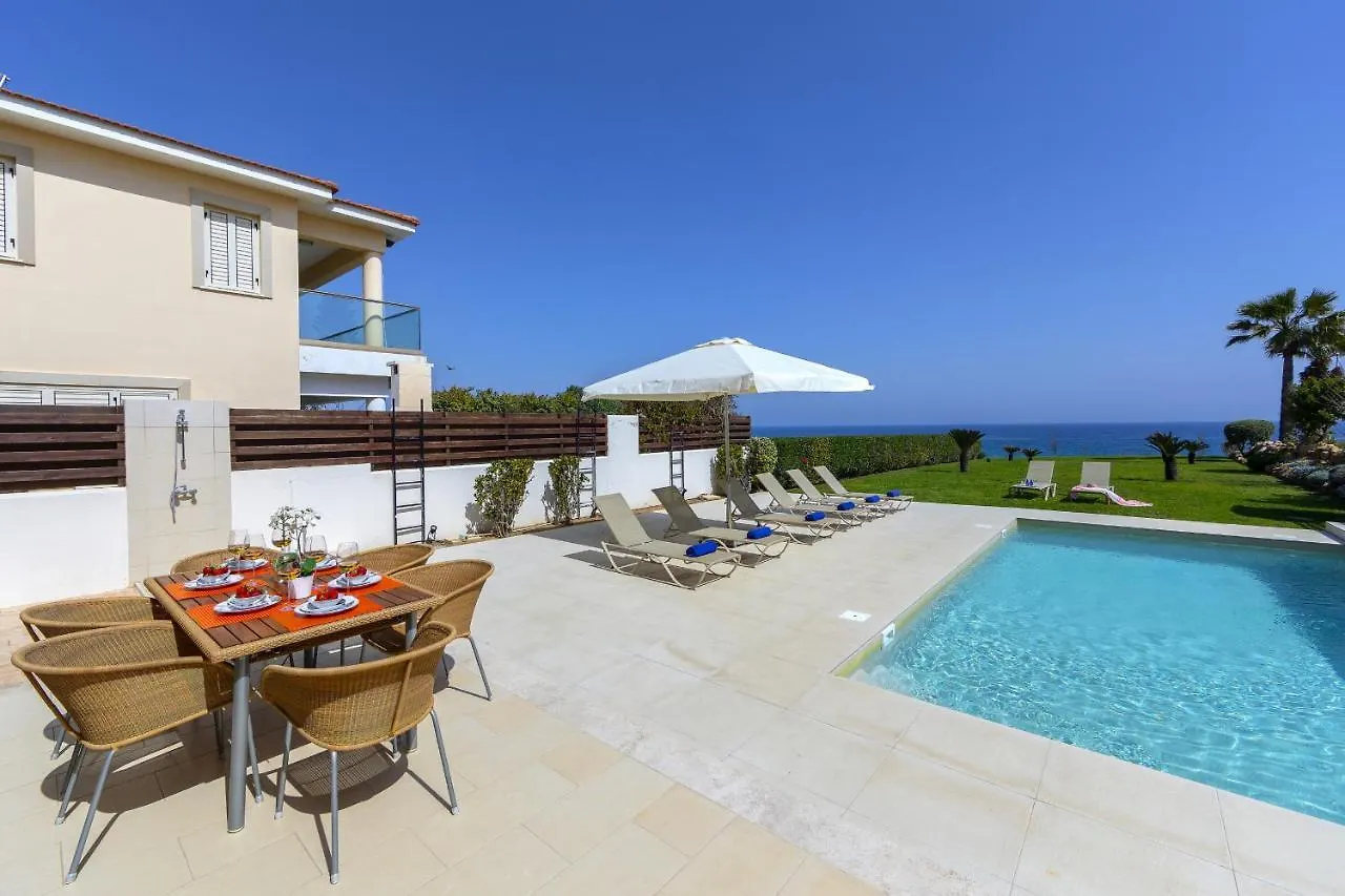 Protaras Beachfront Villa Pietra