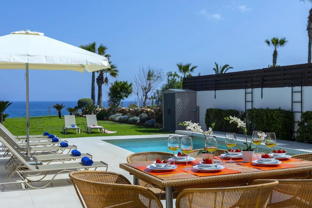 Protaras Beachfront Villa Pietra Cipro