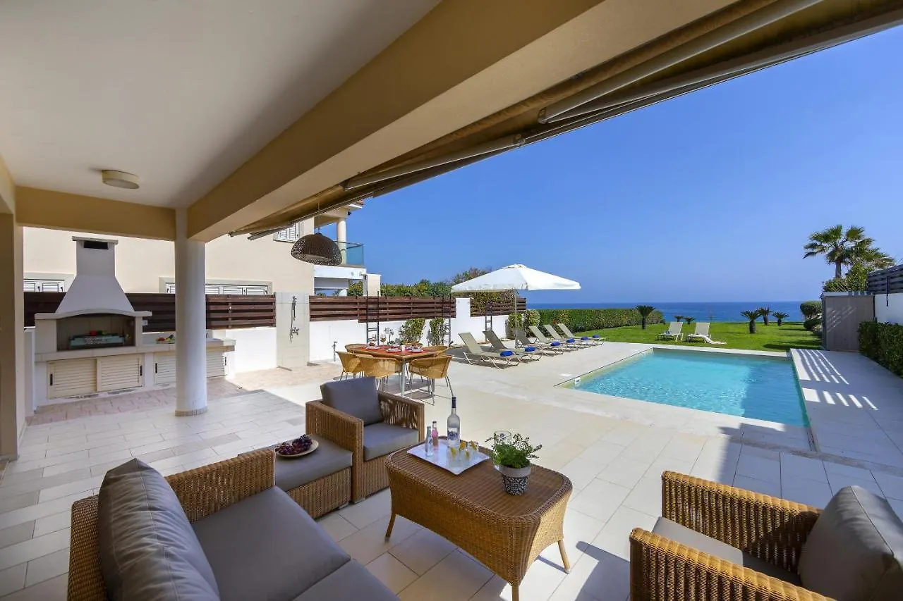 Protaras Beachfront Villa Pietra