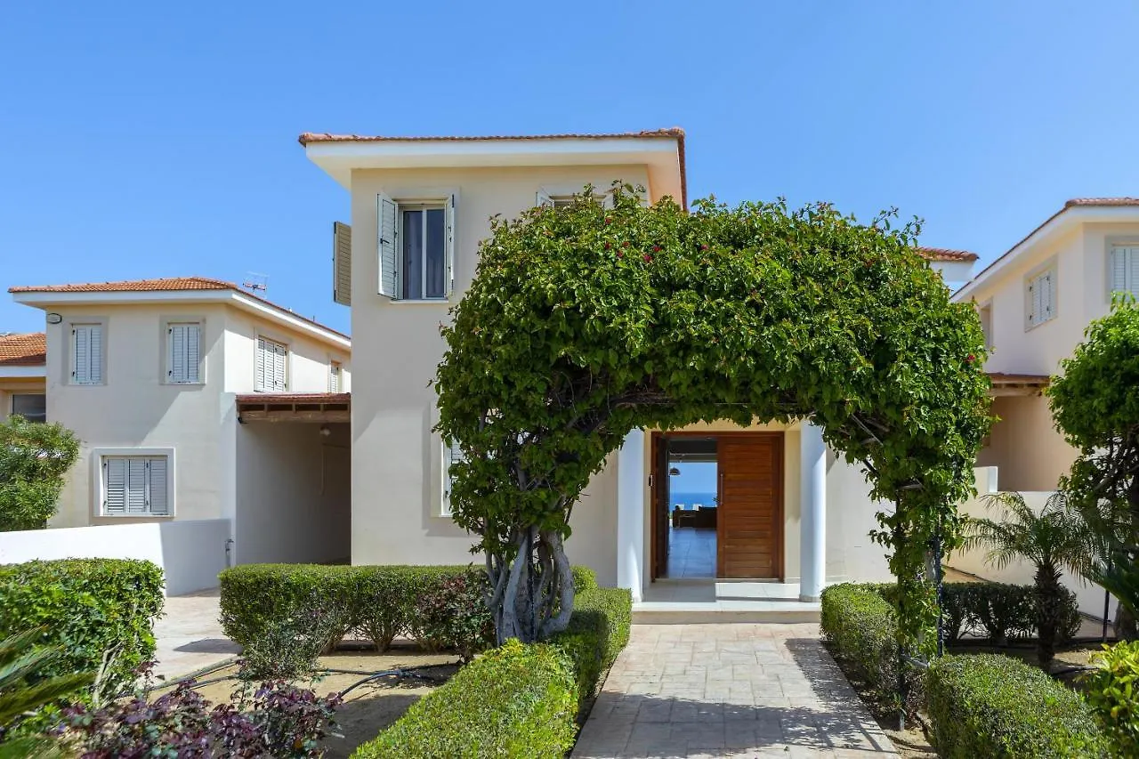 Protaras Beachfront Villa Pietra